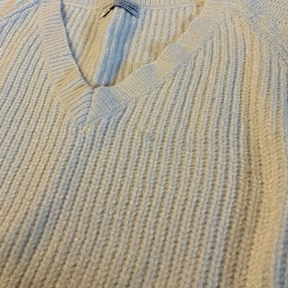 Urban Outfitters Sweater - Picture 4 of 4